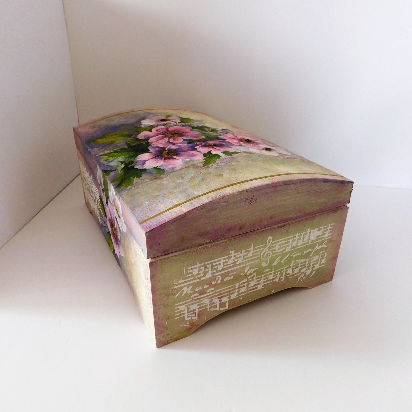 Anemone Gift Box