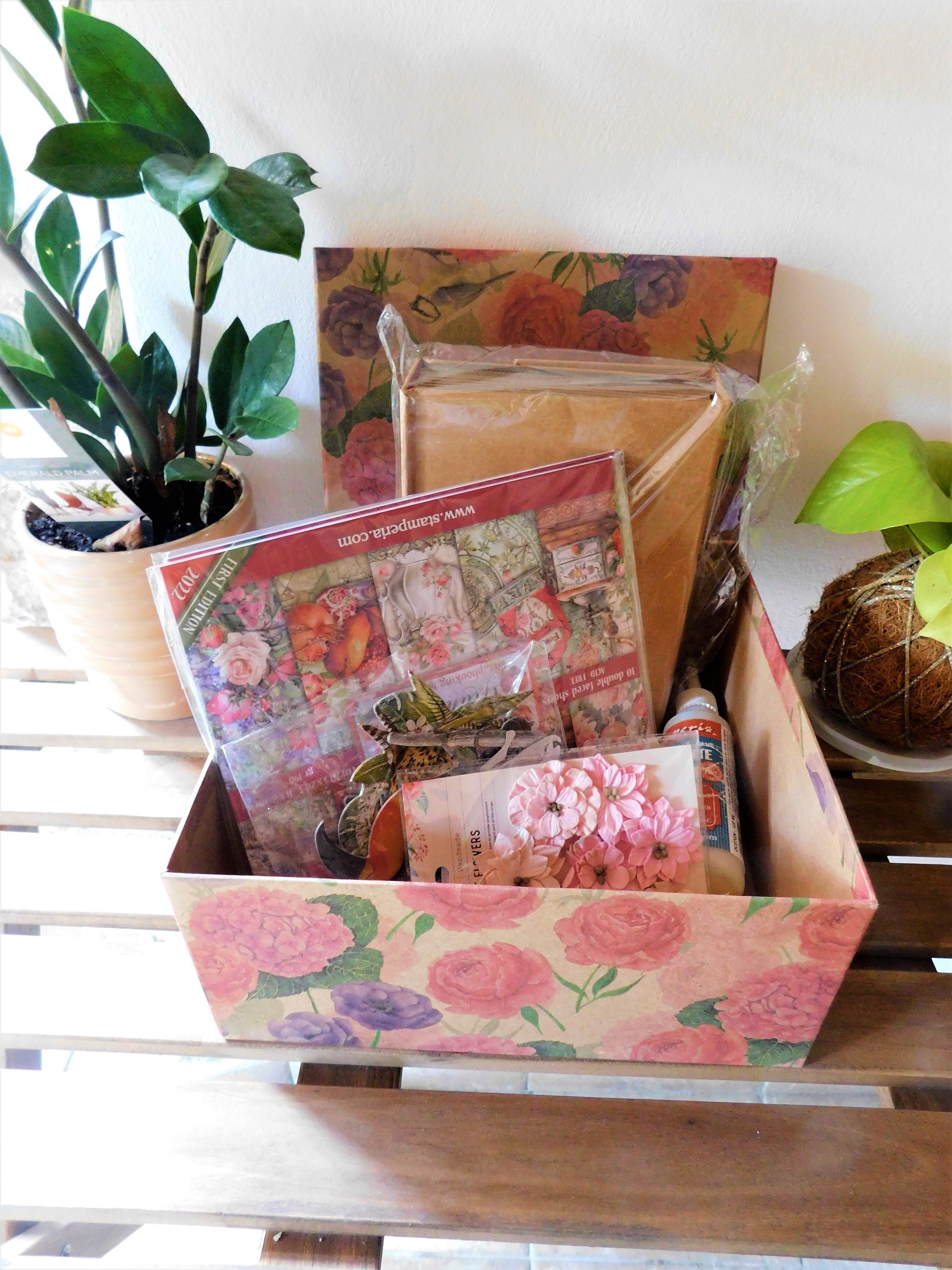 Scrapbooking kit 20 X 20 cm with high quality products