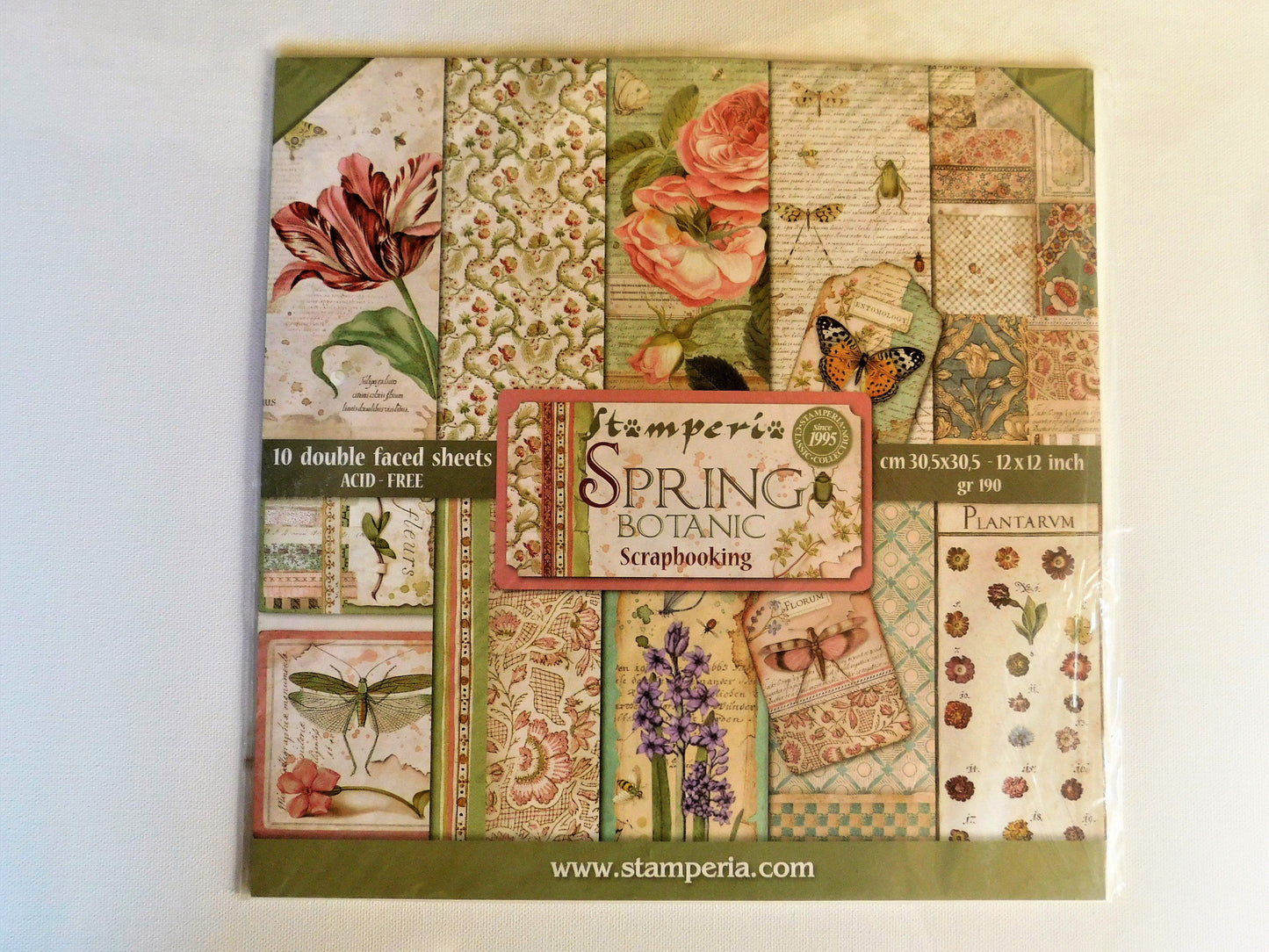Stamperia Spring Botanic Scrapbooking paper pack featuring 10 double-sided patterned sheets with vintage floral and botanical designs in muted green, pink, and beige tones.