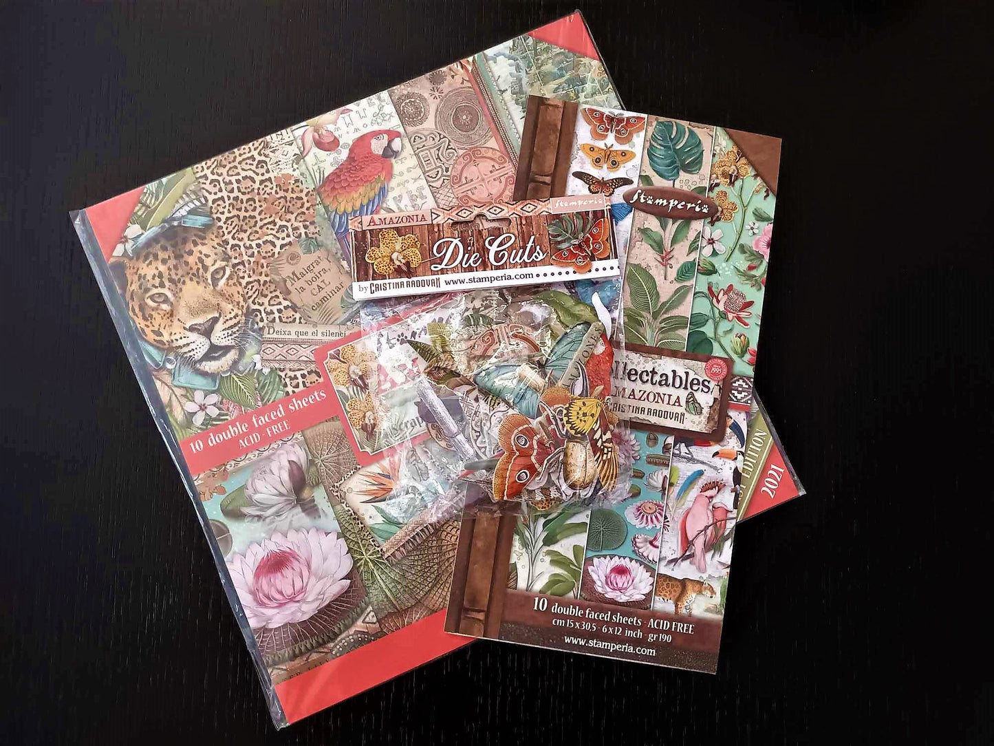 amazonia scrapbooking set