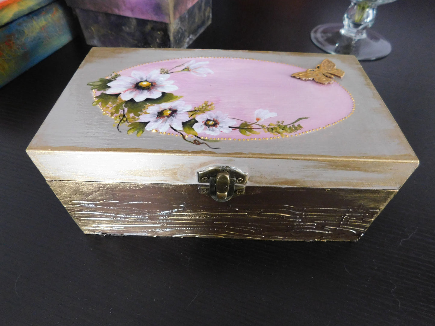 The Daisies Box